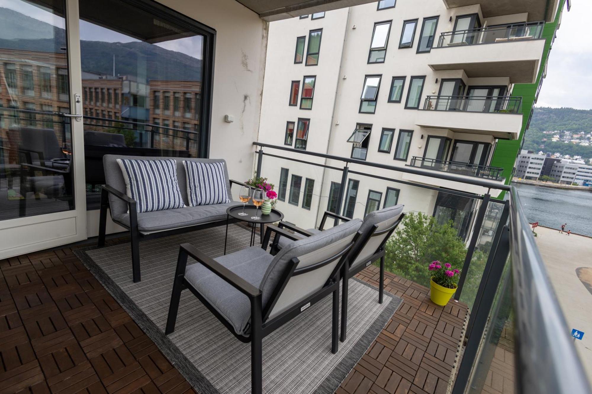 Modern Apartment - Amazing Terrace And Fjord View, Close To City Center Bergen Exterior foto